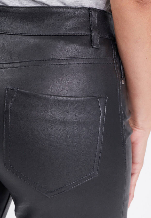 Vêtement en cuir Pantalon cuir noir